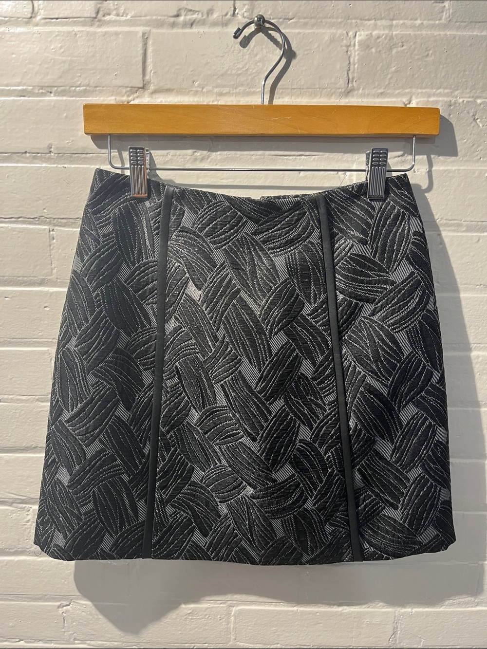 BCBGMaxAzria Black Textured A-Line Skirt